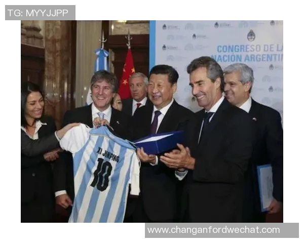 足球巨星与祖国荣光的完美结合与共同奋斗的故事 足球巨星与祖国荣光的完美结合与共同奋斗的故事